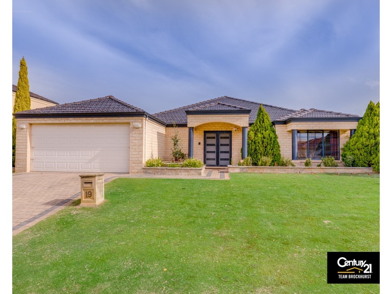 19 Yindana Entrance, Canning Vale WA 6155