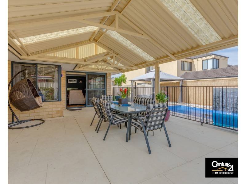 19 Yindana Entrance, Canning Vale WA 6155