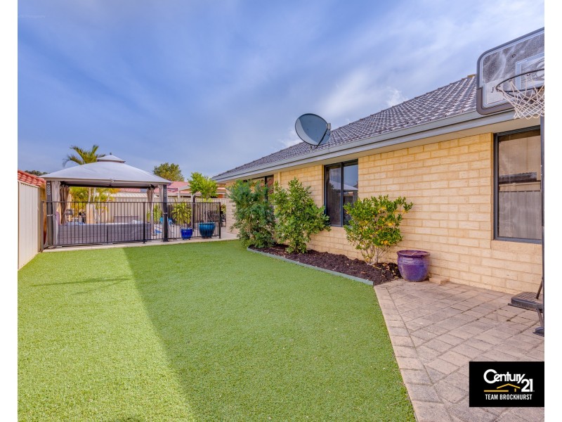 19 Yindana Entrance, Canning Vale WA 6155