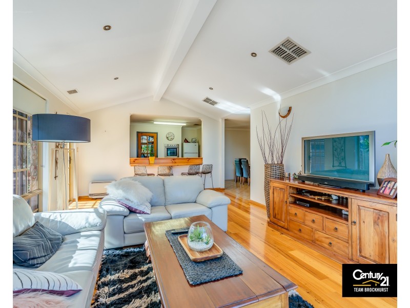 11 Endeavour Court, Thornlie WA 6108