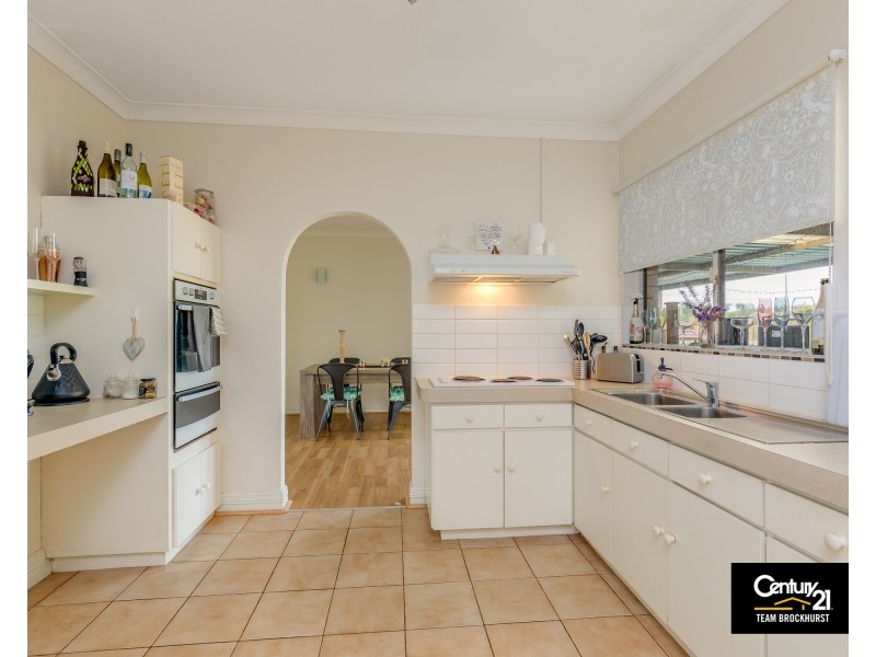 36 Matthew Way, Thornlie WA 6108