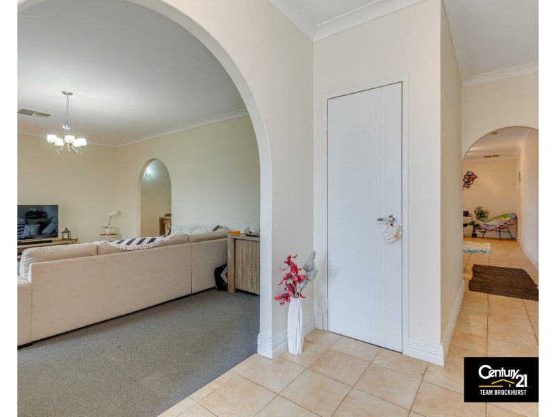 36 Matthew Way, Thornlie WA 6108