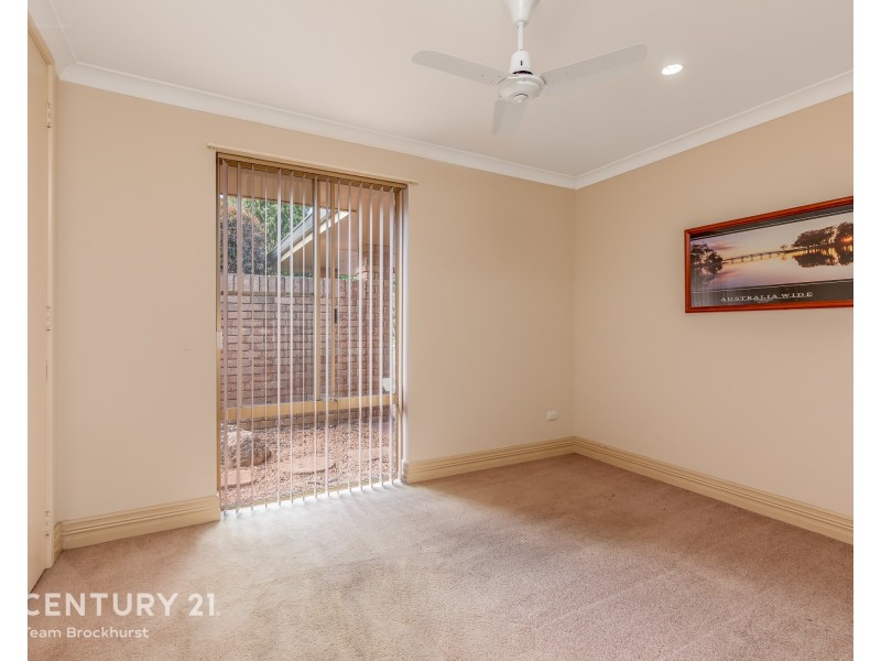 8 Cavalier Court, Thornlie WA 6108