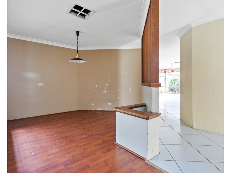 26 Pegley Drive, Parkwood WA 6147