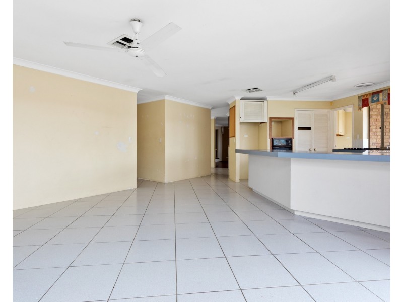 26 Pegley Drive, Parkwood WA 6147