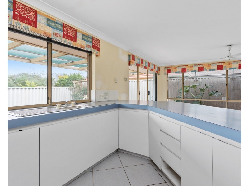 26 Pegley Drive, Parkwood WA 6147