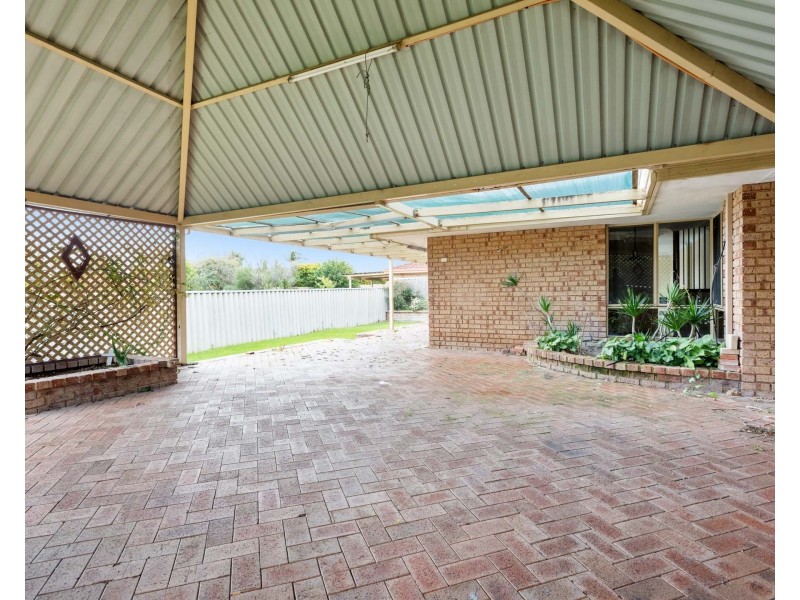 26 Pegley Drive, Parkwood WA 6147