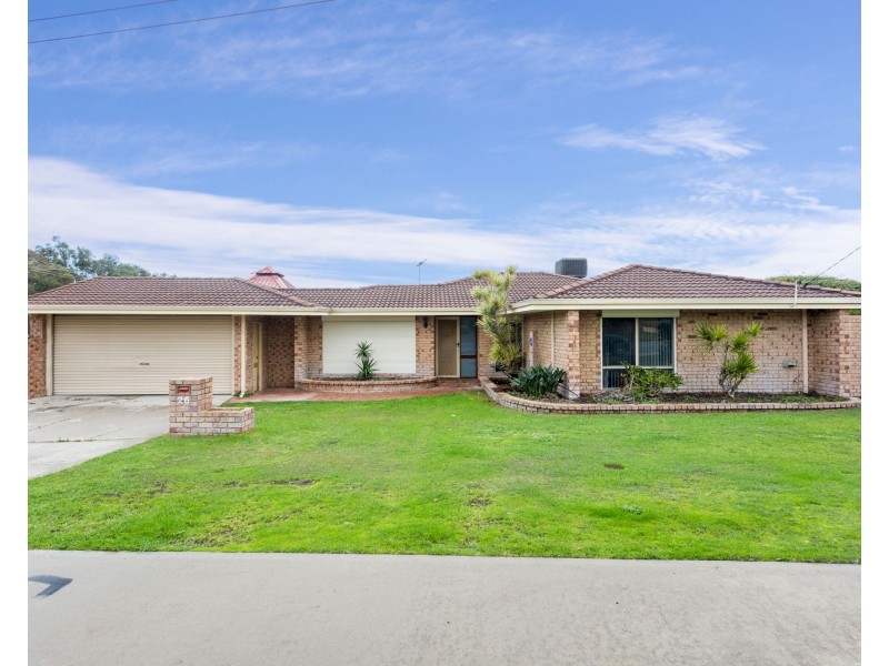 26 Pegley Drive, Parkwood WA 6147