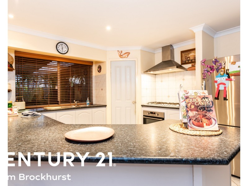 11 Boongala Circuit, Canning Vale WA 6155