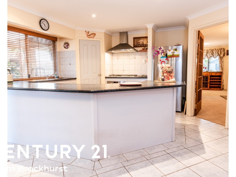 11 Boongala Circuit, Canning Vale WA 6155