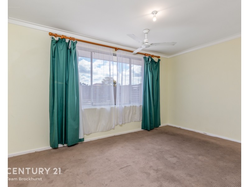 3 Chenies Rest, Gosnells WA 6110