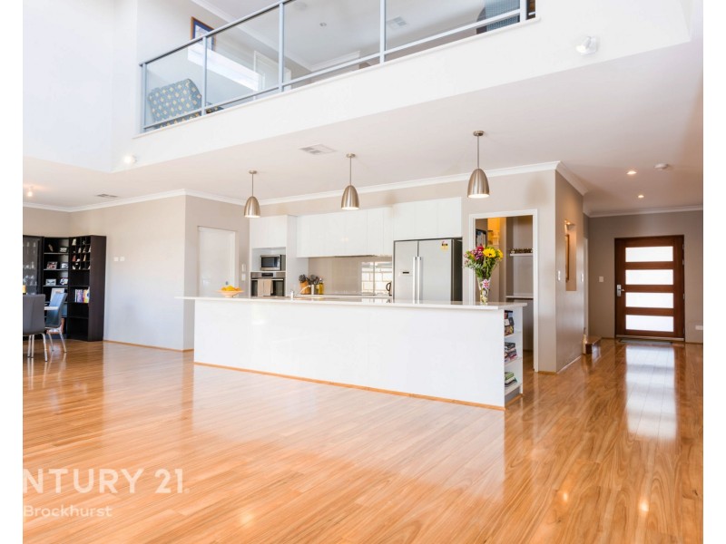 1/9 Ladham Turn, Canning Vale WA 6155