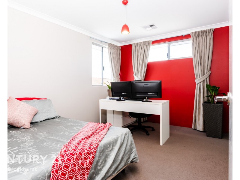 1/9 Ladham Turn, Canning Vale WA 6155