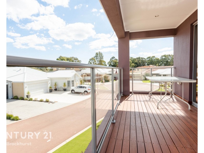 1/9 Ladham Turn, Canning Vale WA 6155