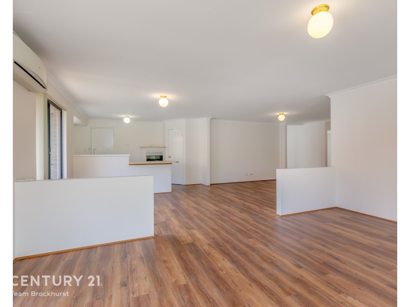 44 Lansdowne Entrance, Canning Vale WA 6155
