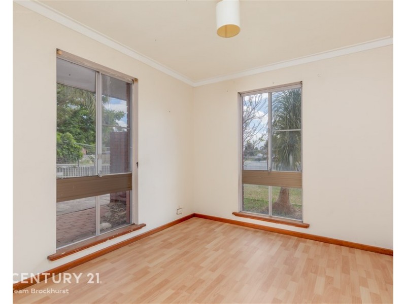 16 Myola Road, Kenwick WA 6107