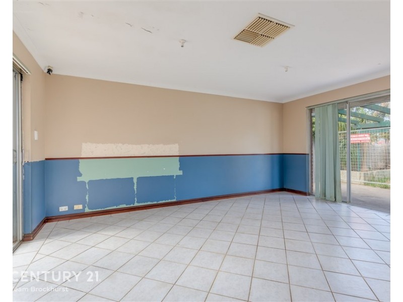 16 Myola Road, Kenwick WA 6107