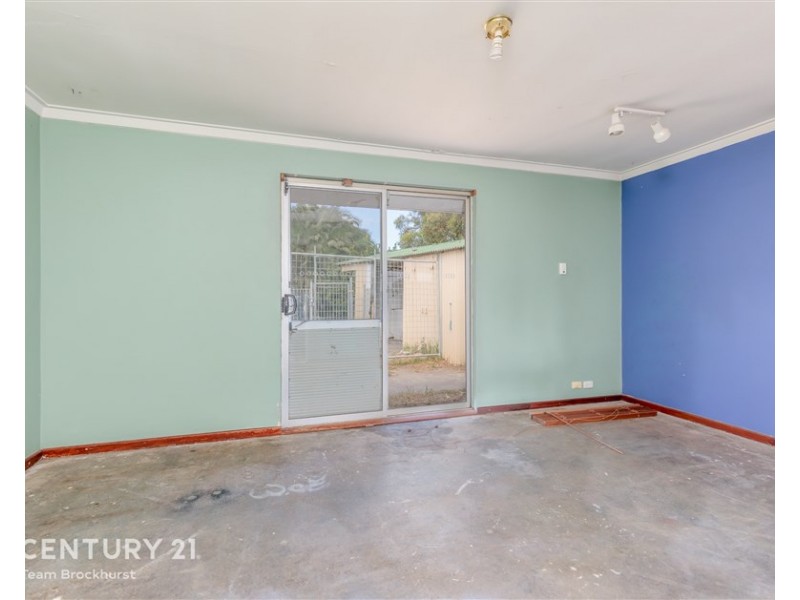 16 Myola Road, Kenwick WA 6107