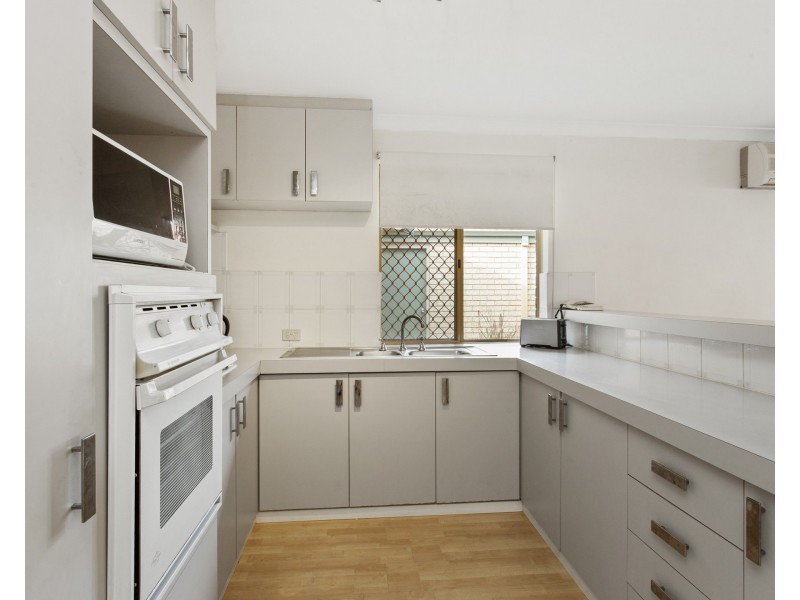 8/146 Corfield Street, Gosnells WA 6110