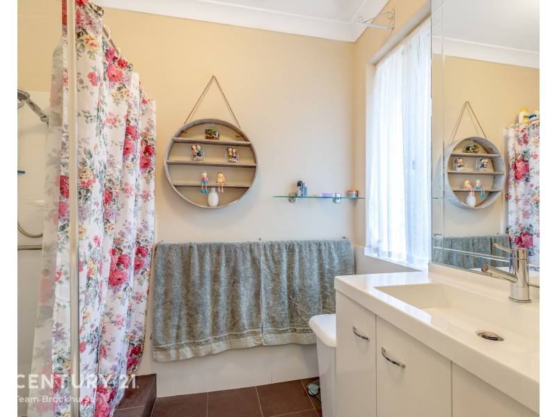 20 Pintail Parade, Ballajura WA 6066