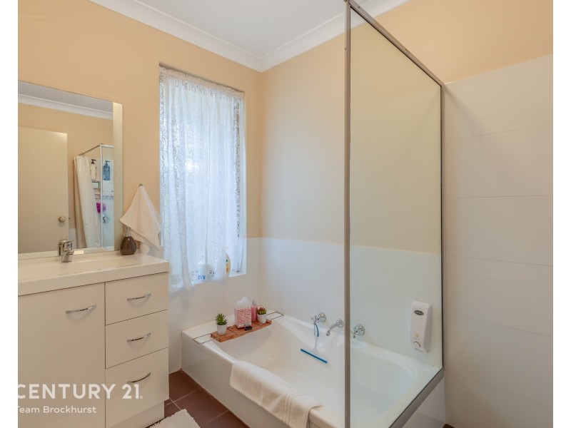 20 Pintail Parade, Ballajura WA 6066