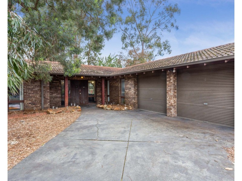 44 Hume Road, Thornlie WA 6108