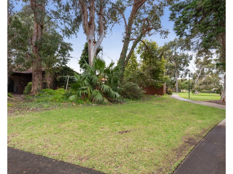 44 Hume Road, Thornlie WA 6108