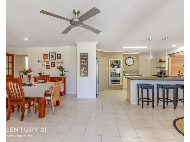 5 Pine Court, Meadow Springs WA 6210