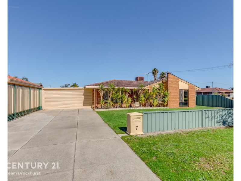 7 Lorikeet Way, Gosnells WA 6110