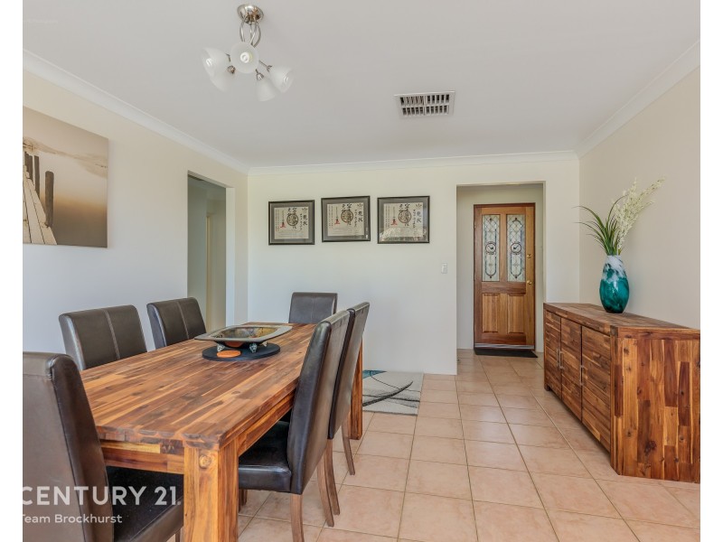 7 Lorikeet Way, Gosnells WA 6110