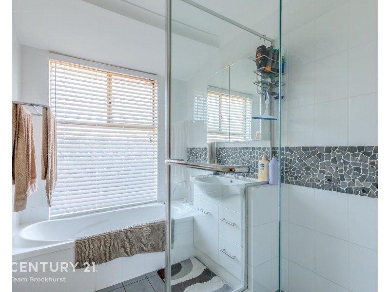 7 Lorikeet Way, Gosnells WA 6110