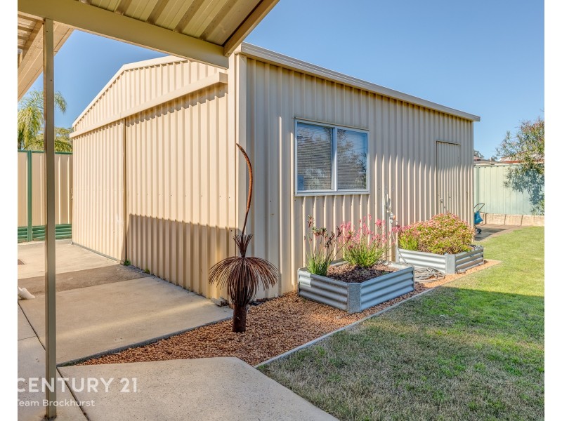 7 Lorikeet Way, Gosnells WA 6110