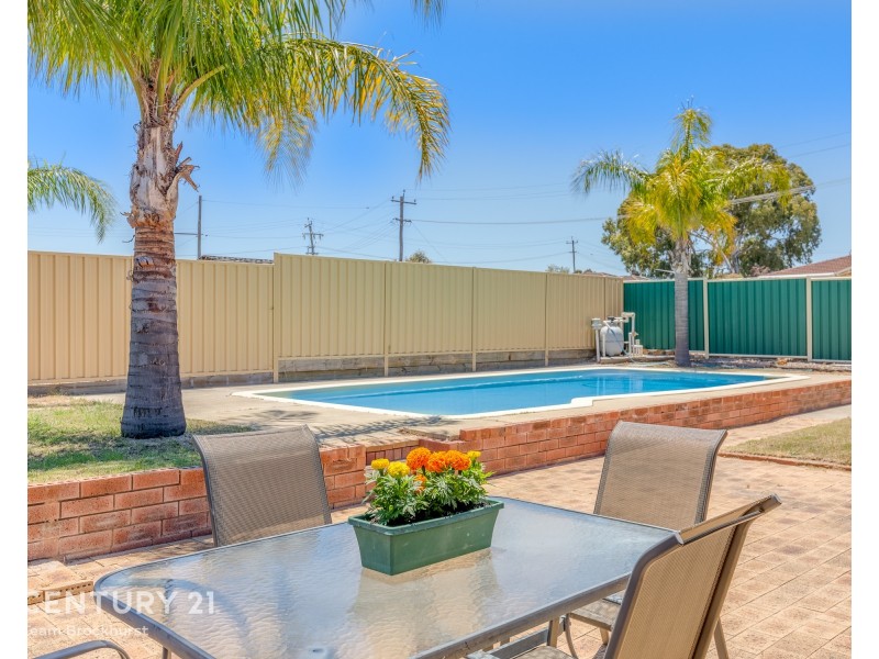 1 Magpie Place, Gosnells WA 6110