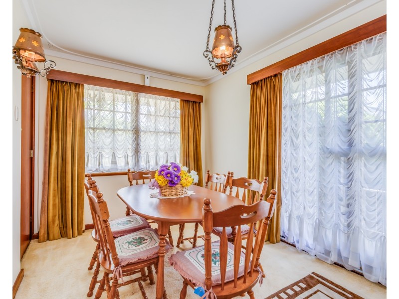 2 Pegus Street, Thornlie WA 6108