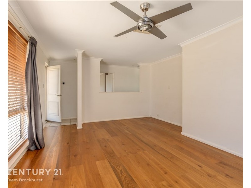 19 Seabrook Place, Success WA 6164