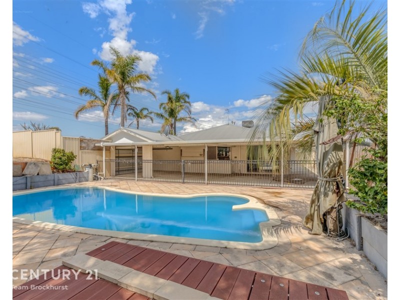 19 Seabrook Place, Success WA 6164