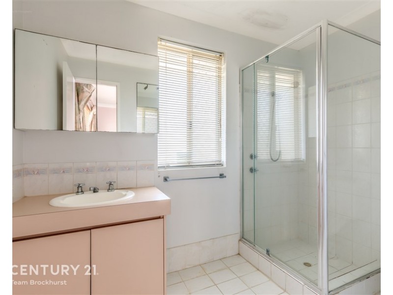 19 Seabrook Place, Success WA 6164