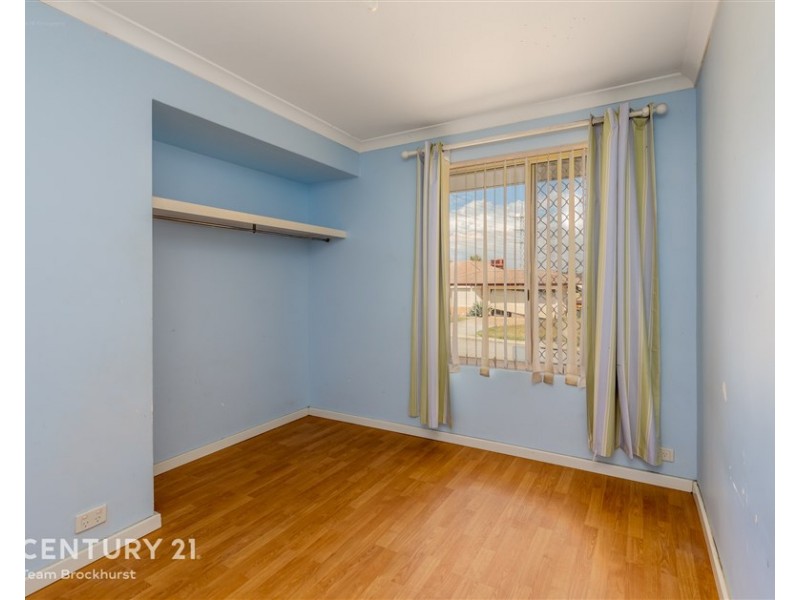 19 Seabrook Place, Success WA 6164