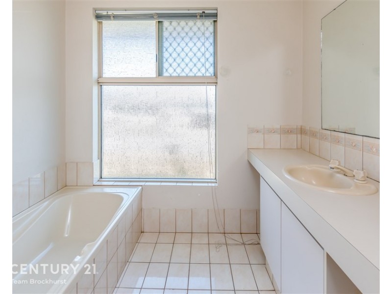 19 Seabrook Place, Success WA 6164