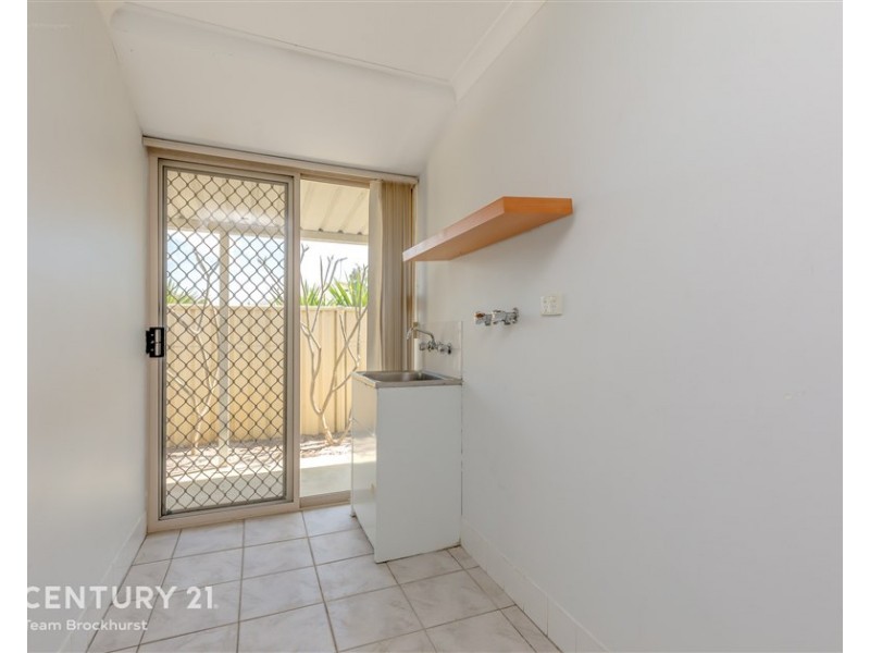 19 Seabrook Place, Success WA 6164