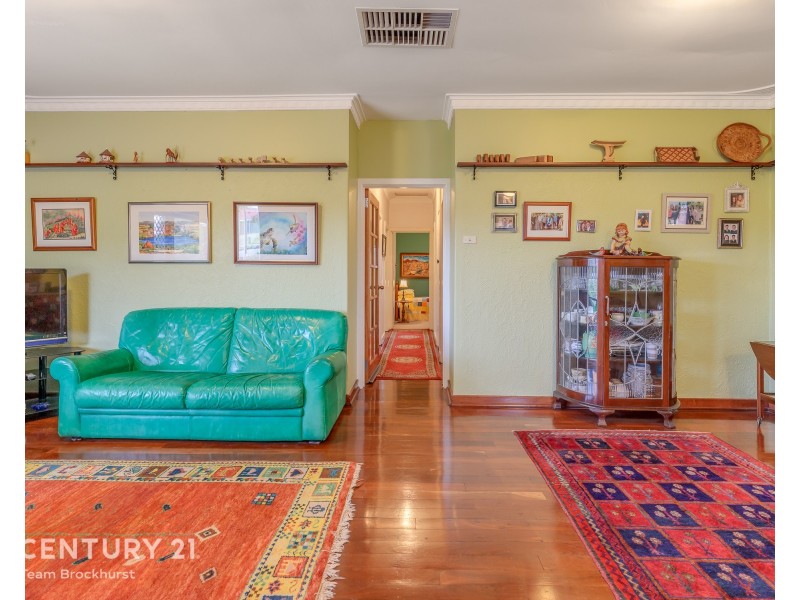 45 Martindale Ave, Thornlie WA 6108