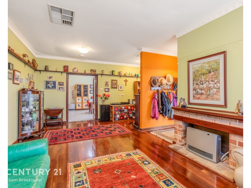 45 Martindale Ave, Thornlie WA 6108