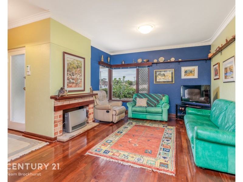 45 Martindale Ave, Thornlie WA 6108