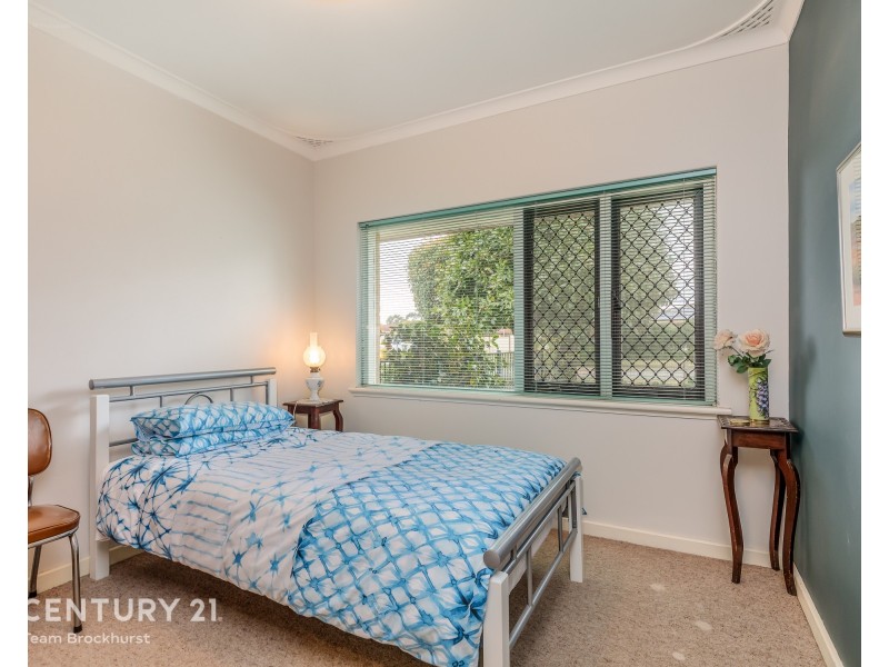 45 Martindale Ave, Thornlie WA 6108