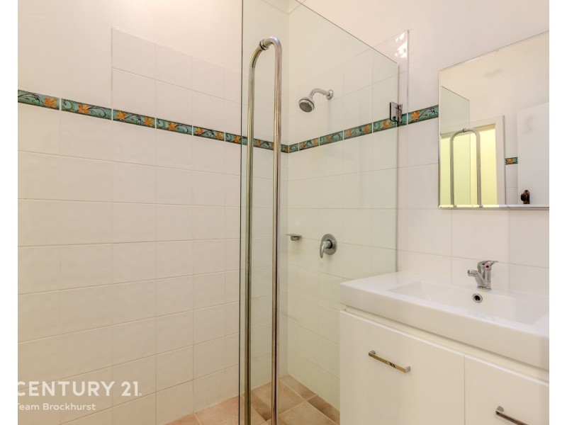 45 Martindale Ave, Thornlie WA 6108