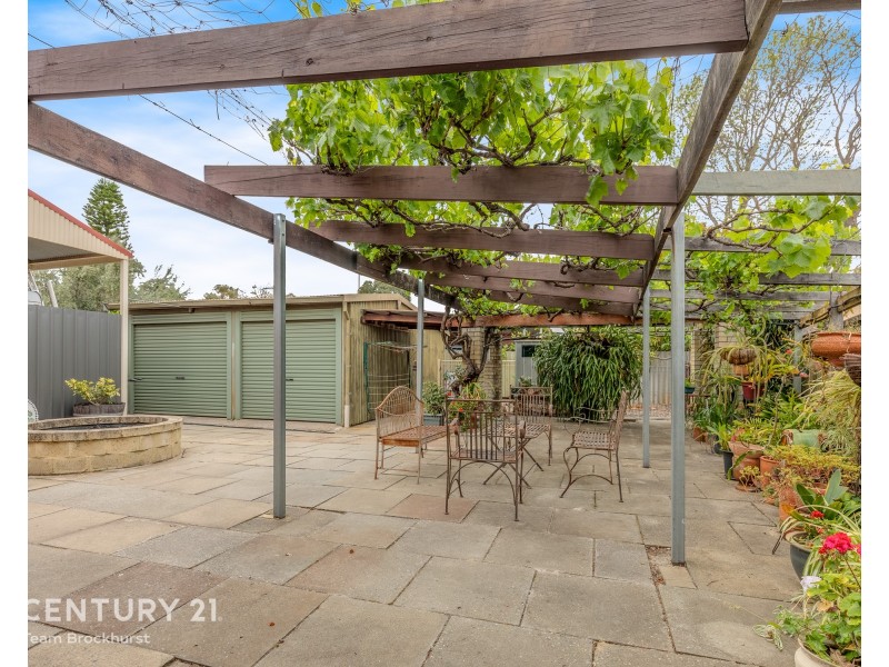 45 Martindale Ave, Thornlie WA 6108