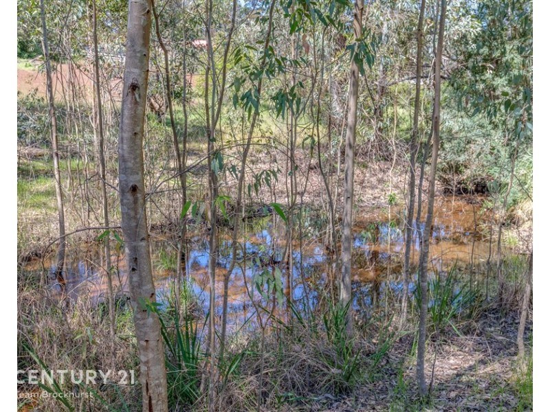 300 Alice Road, Mount Helena WA 6082