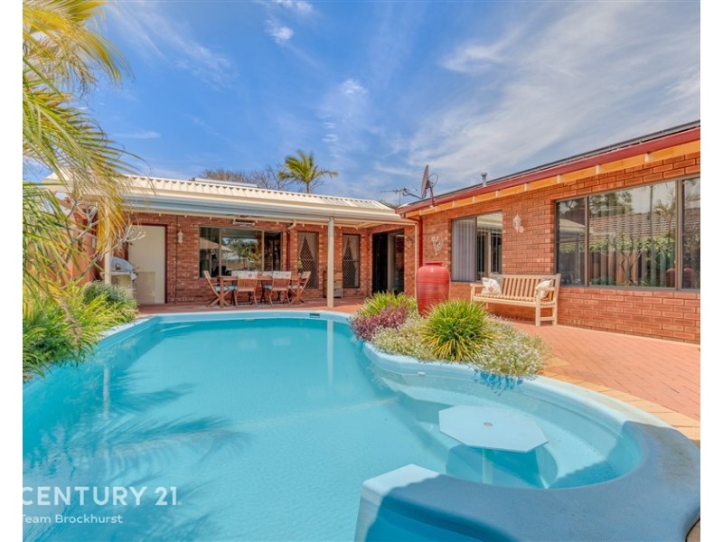 62 Grenadier Drive, Thornlie WA 6108