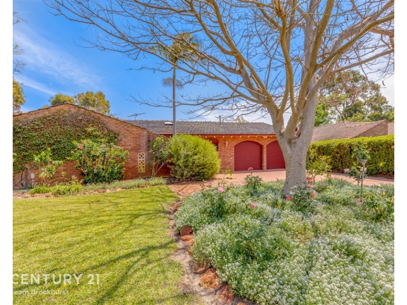 62 Grenadier Drive, Thornlie WA 6108