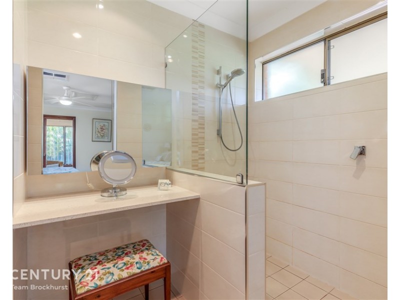 62 Grenadier Drive, Thornlie WA 6108